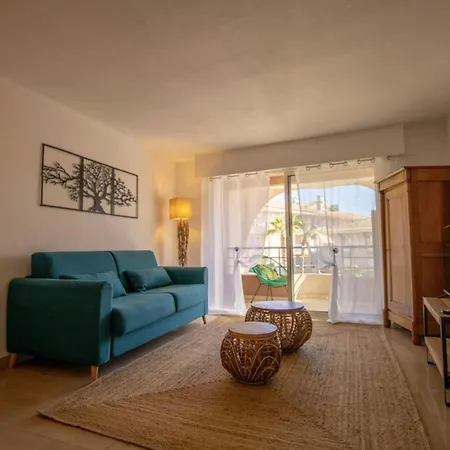Appartement Quiet Nest Near And Port Fréjus